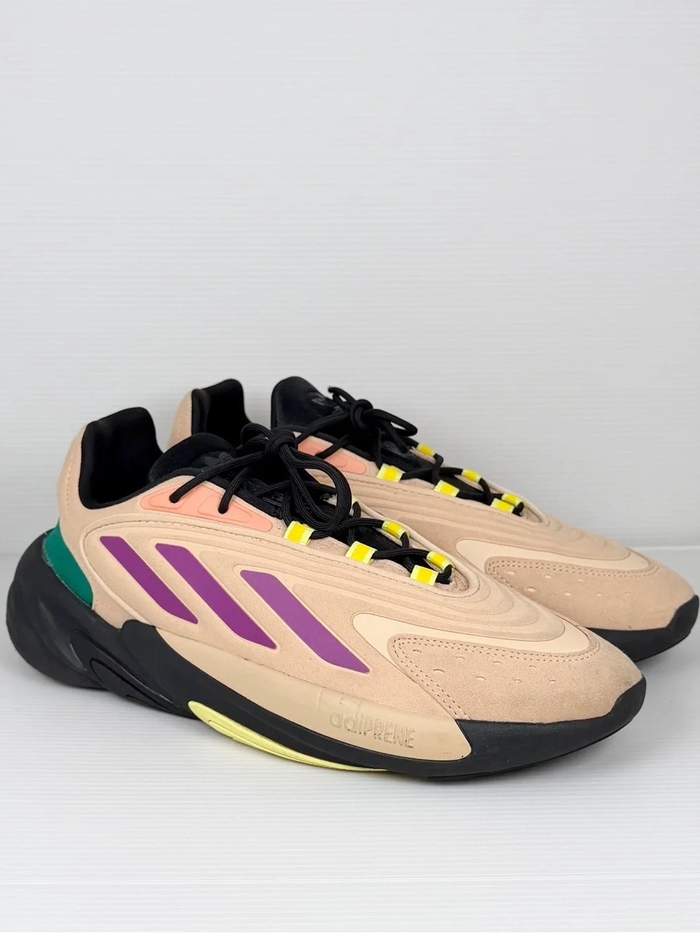 Adidas Ozelia Sneakers Men’s Size 10 Beige Purple Green GZ9182 Running Shoes